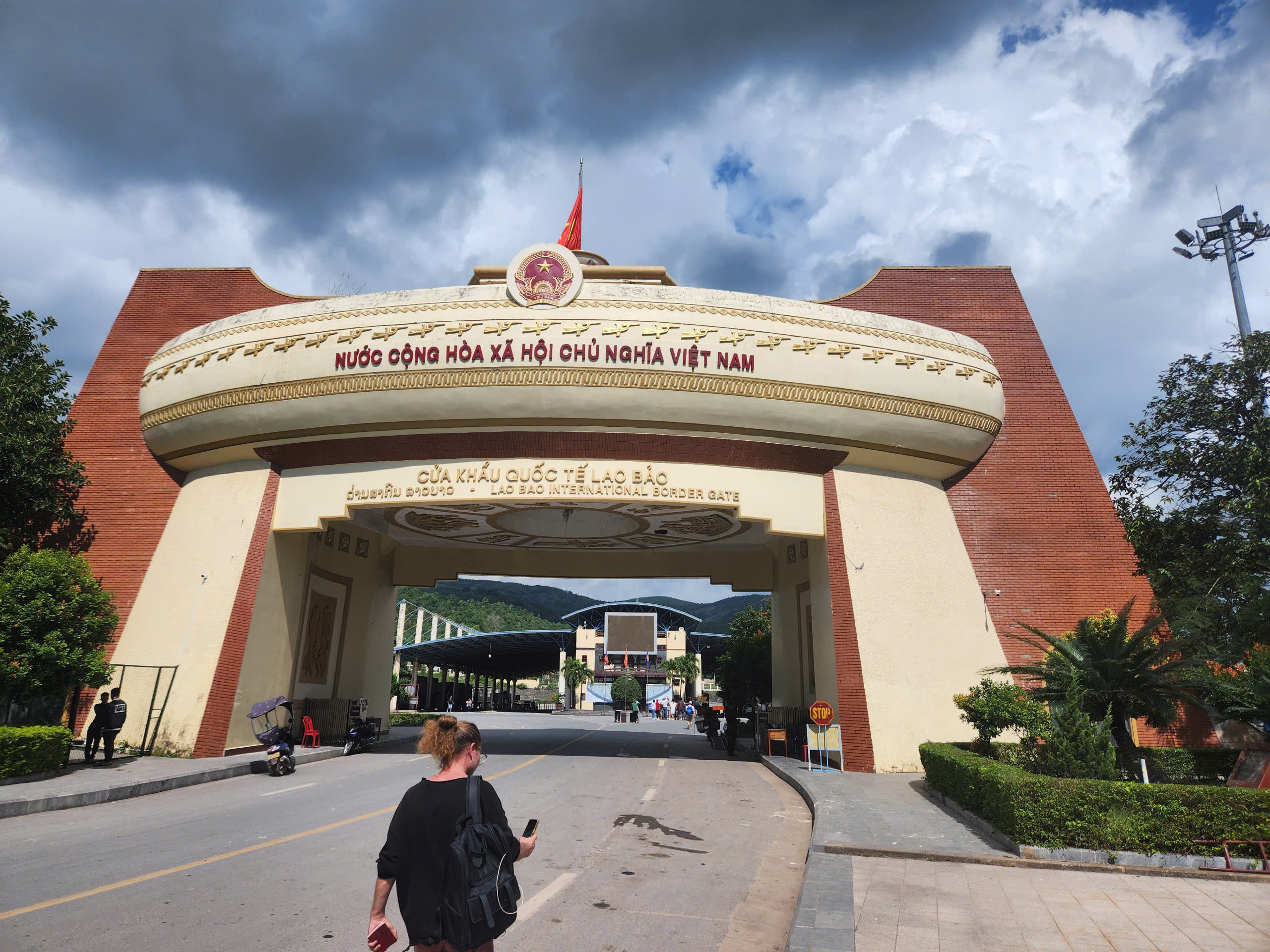 Exit Vietnam and proceed to the Laos immigration checkpoint.